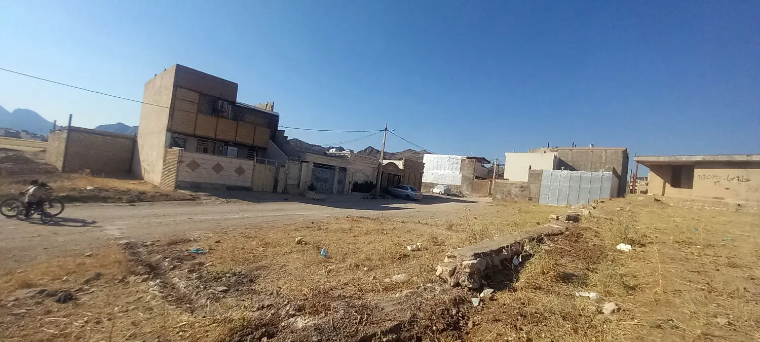 زمین مسکونی
