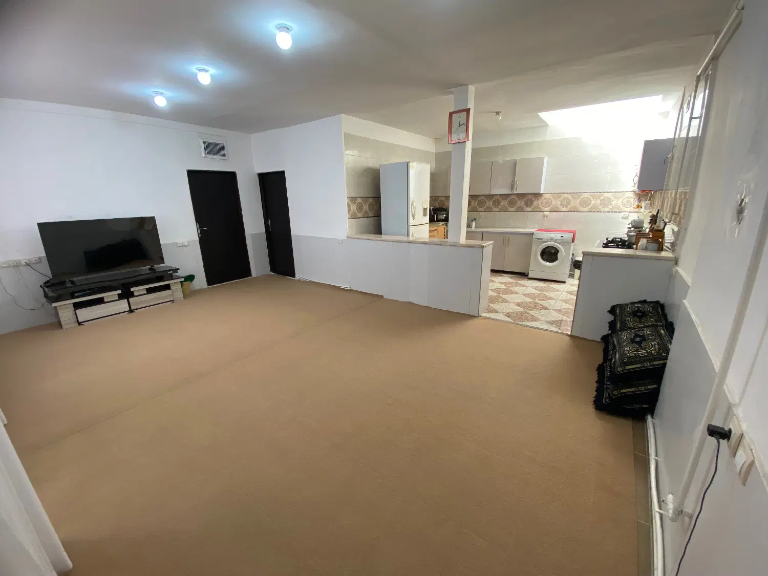 خانه یک طبقه دو خوابه میدان دارایی