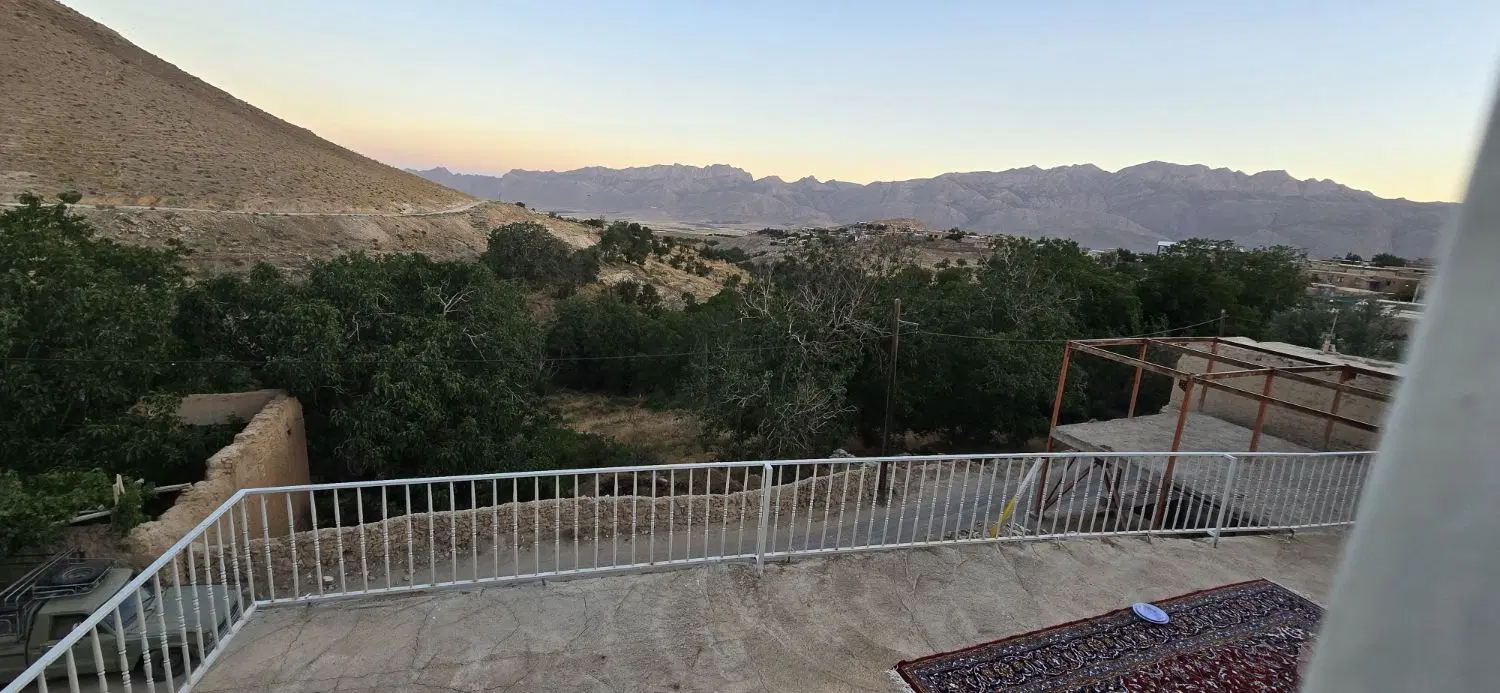 خانه روستایی سندتک برگ خوش آب و هوا با منظره زیبا