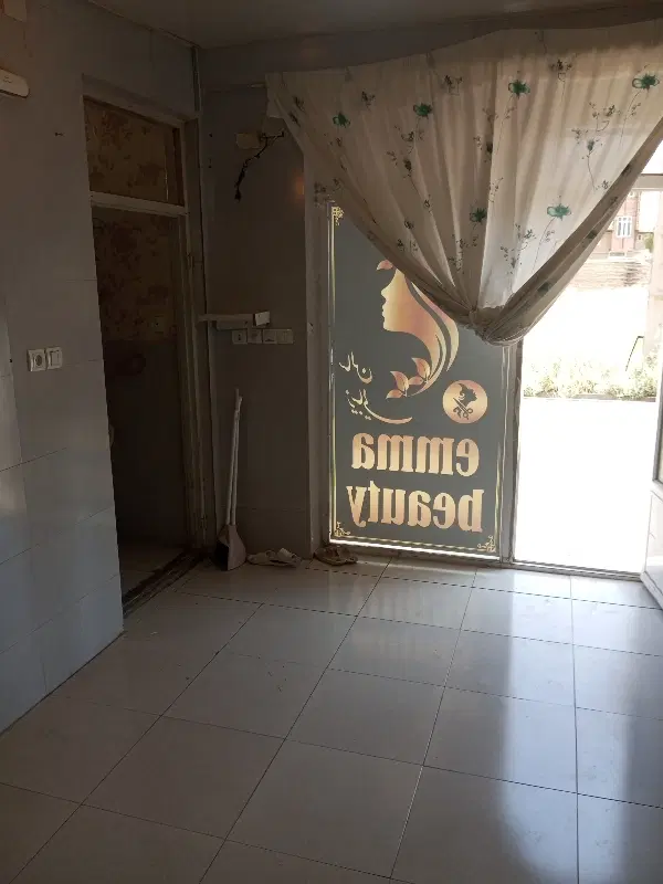 مغازه 30متری