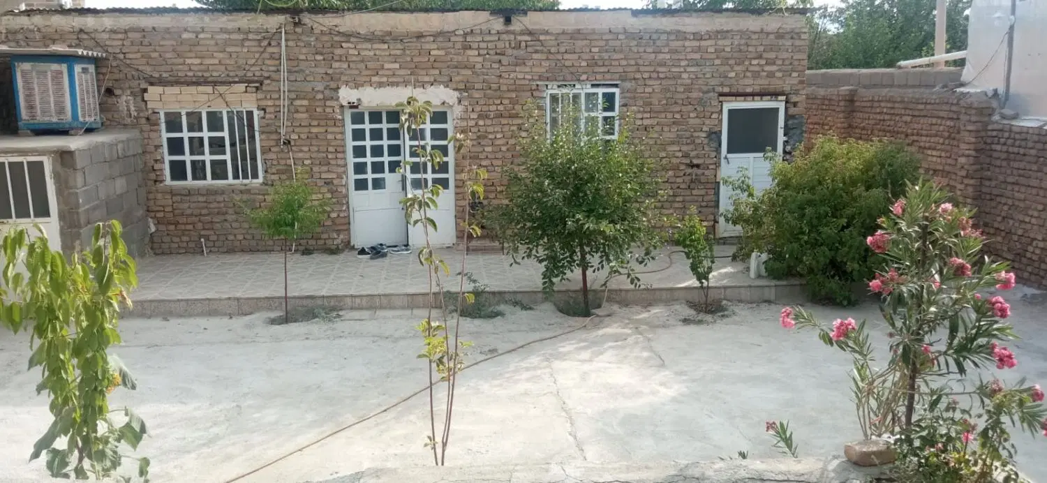 خانه ویلایی بروجرد روستای کهریز