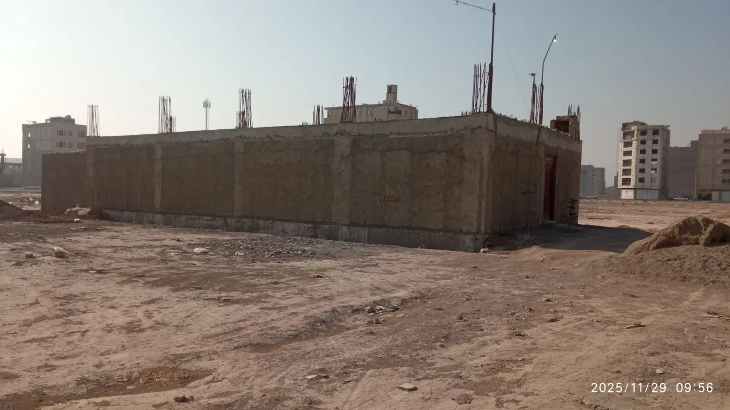 زمین تعاونی گرجی به مساحت ۲۶۰ نیمه کاره