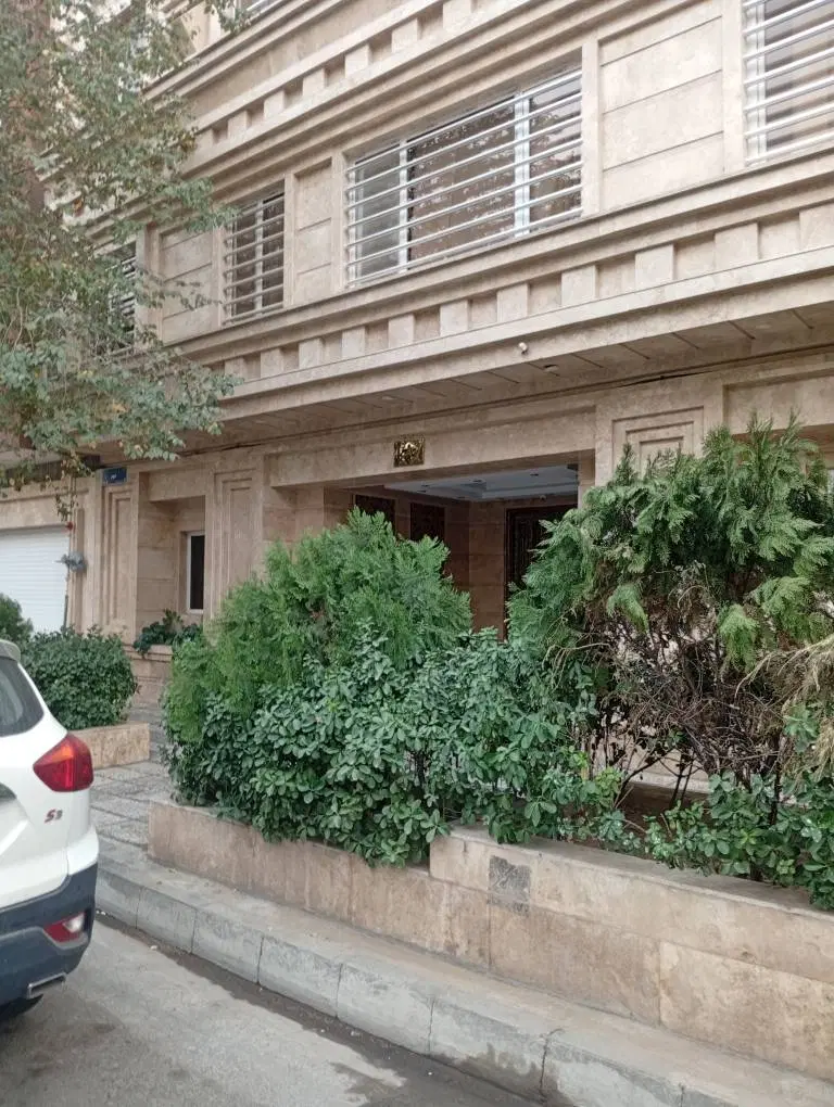 مشارکت در ساخت ۷۷۵ متر ، جزیره،پونک منطقه۲