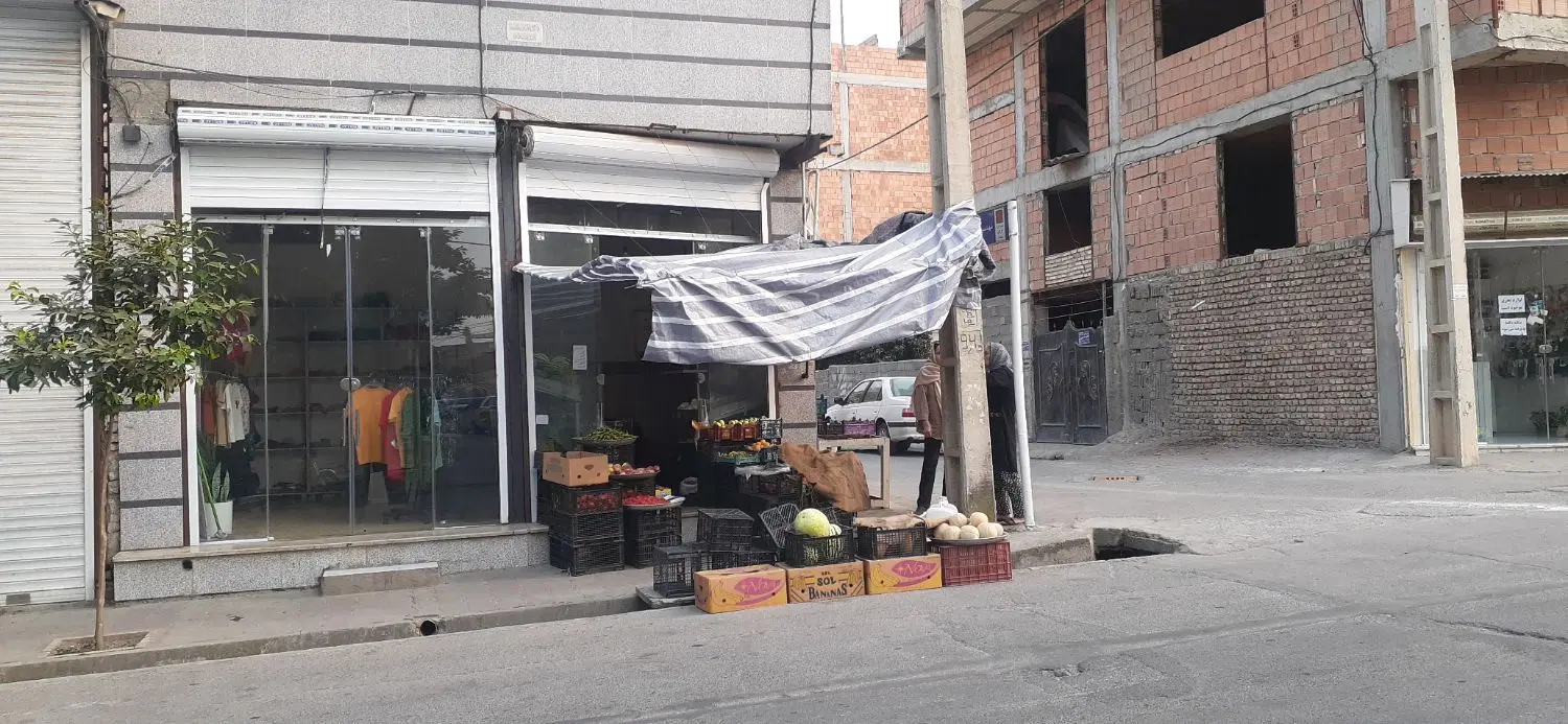اجاره مغازه کاشانی ۱۸.نبش کوچه شهید محمود حسینی