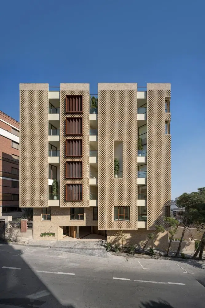 آپارتمان ۱۷۰ متری  فردوسی