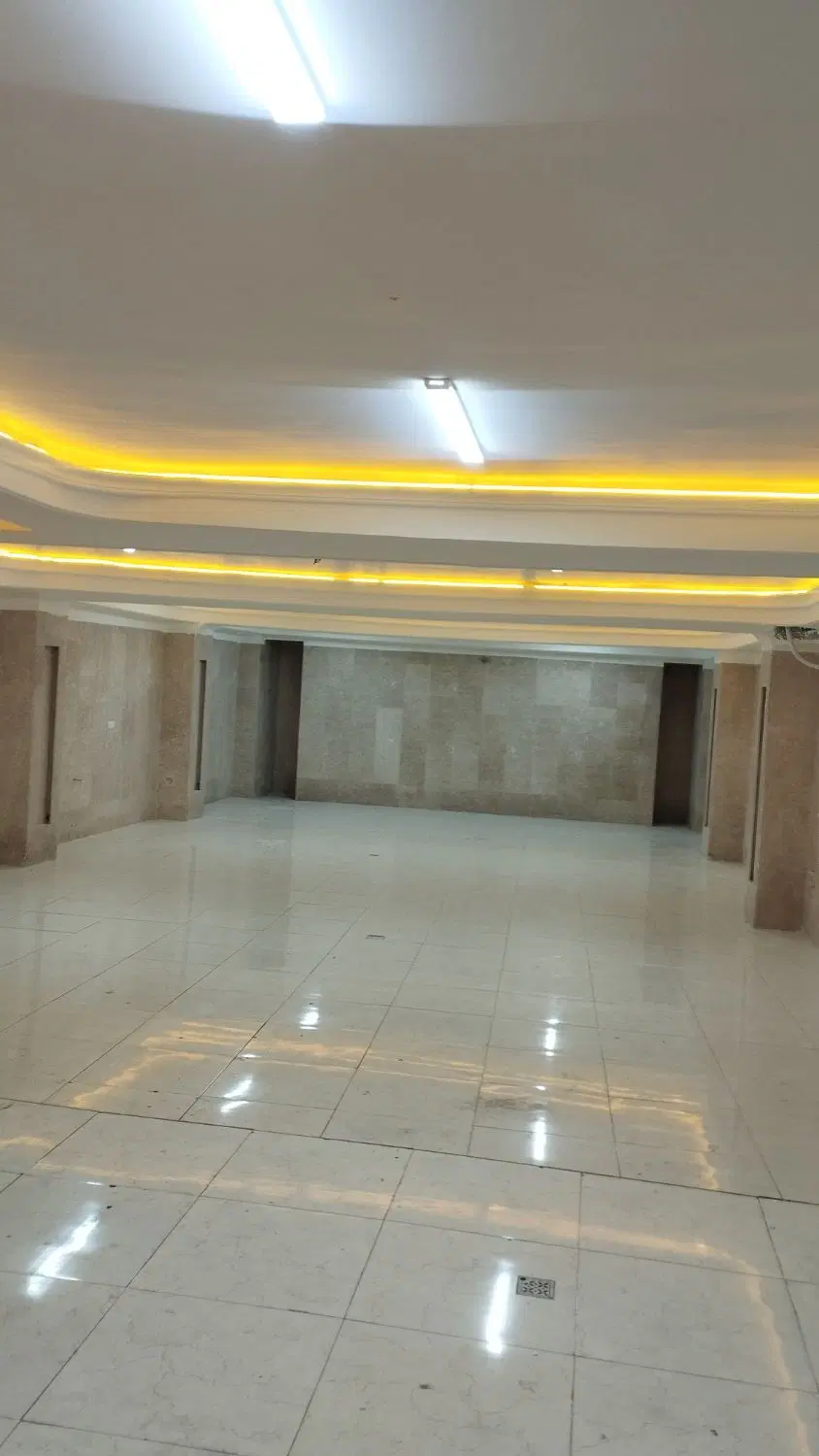 زیر زمین نوساز_بهرخیابان اصلی فازیک_زیر قیمت منطقه