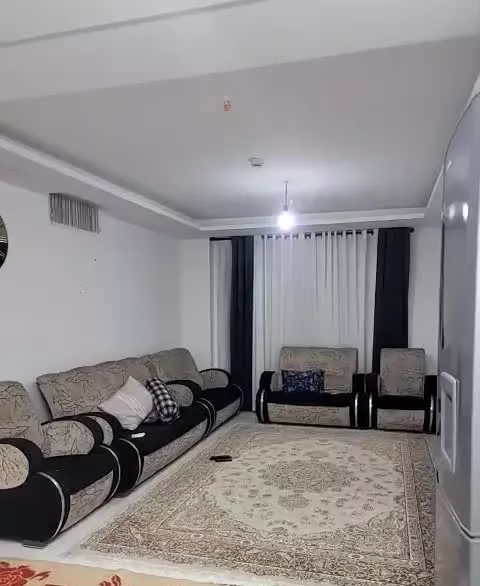 آپارتمان ۶۷ متری شاهین شهر