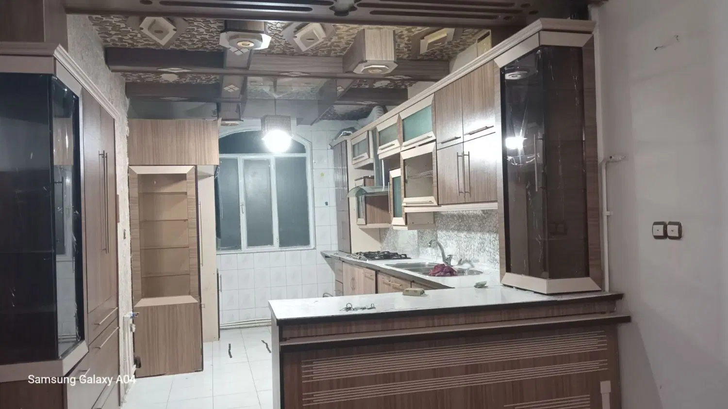 یک واحدآپارتمان۷۳متری فروش فوری