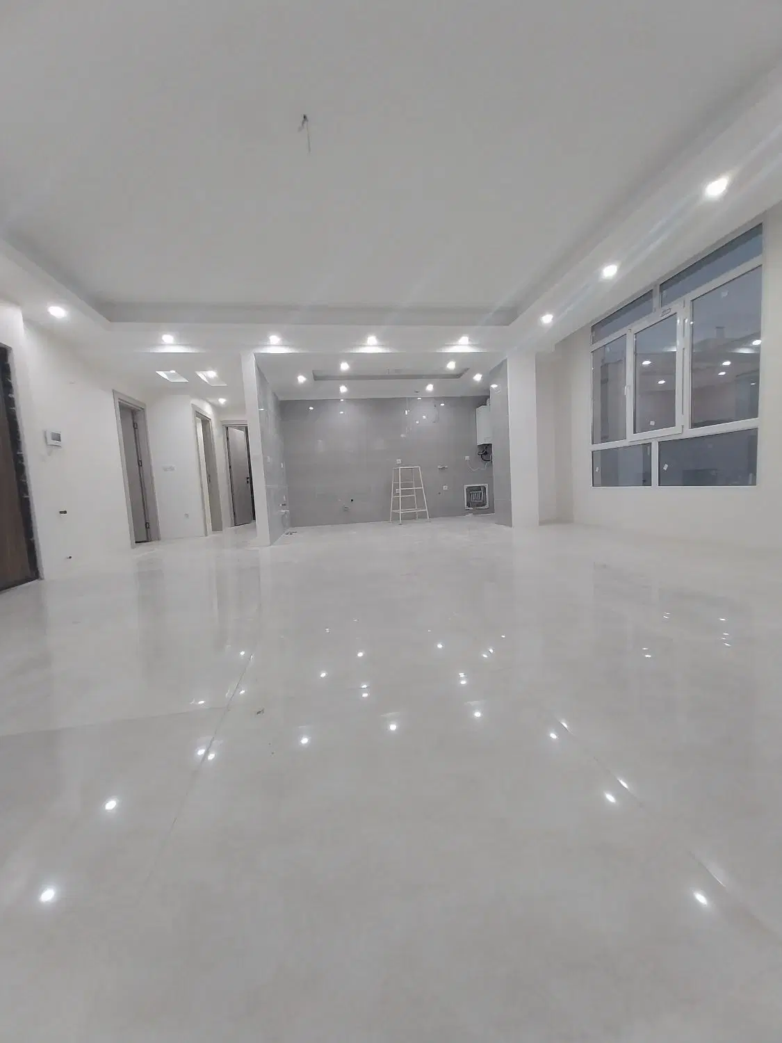 ۹۳متر نوساز تکواحدی