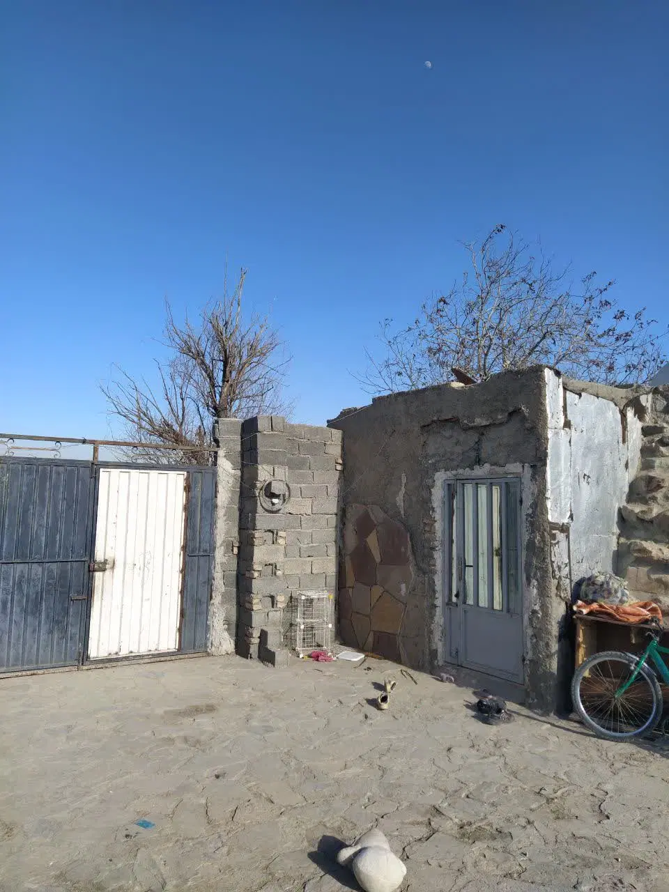 اتاق در باغ