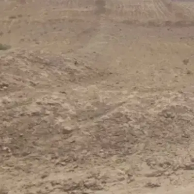 ۱۰۰متر زمین دستگرد