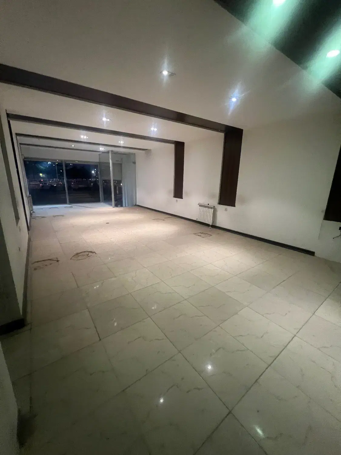 مغازه ۹۵ متری بزرگراه امام رضا