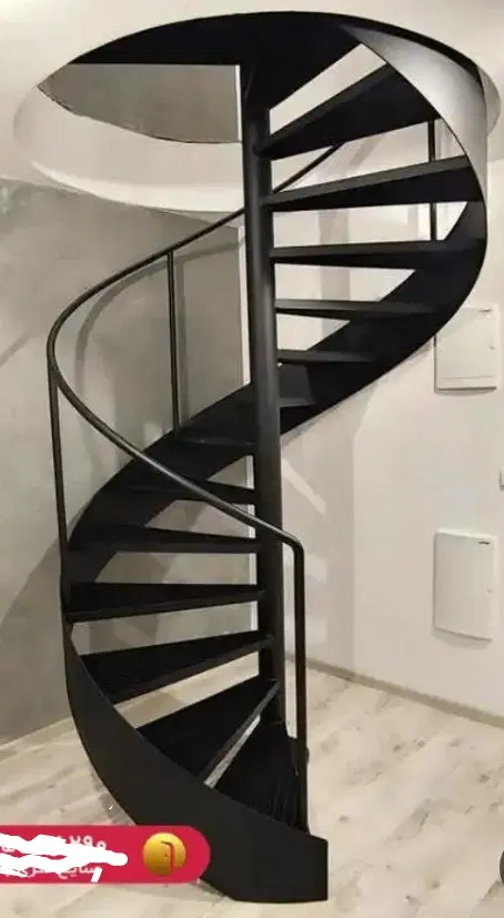 مغازه همکف بهمراه سوئیت بالا