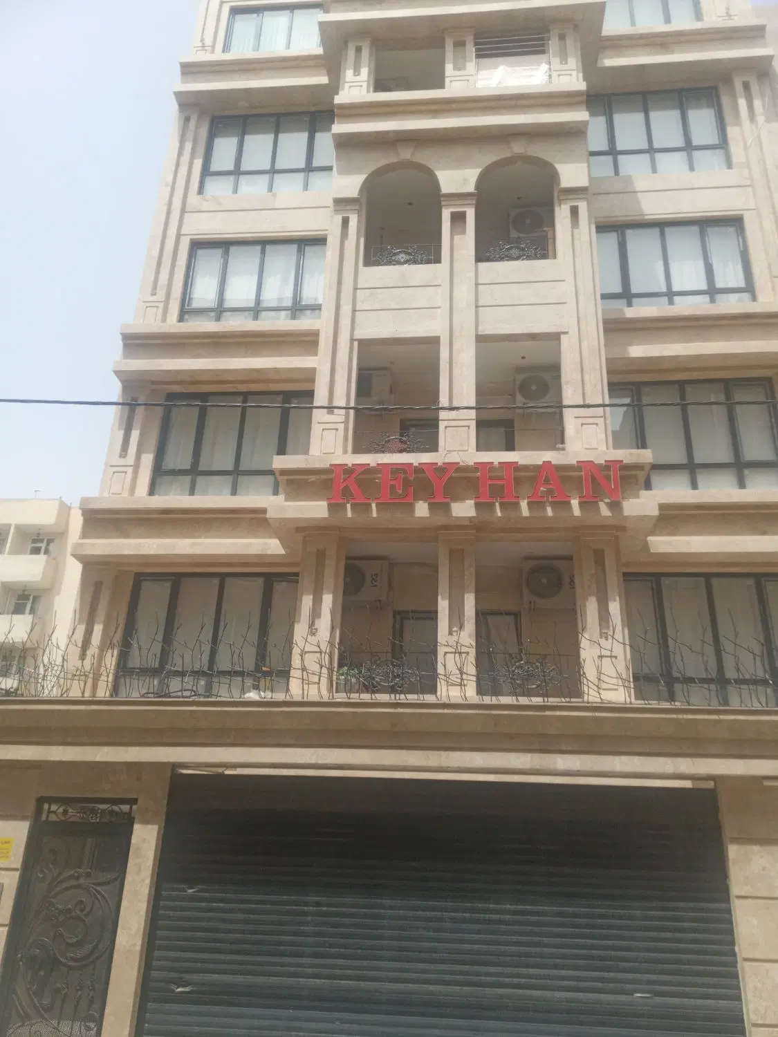 ۱۲۰ متر شیک گلبگ جنوبی ۲