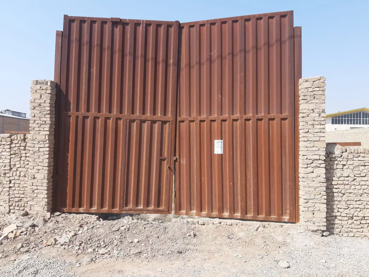 زمین صنعتی در ابعاد ۱۲در۸۱ خیراباد ورامین