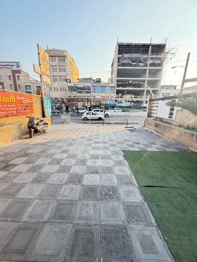 ۱۲ متری تجاری ۲ بر چهارراه سرسبز