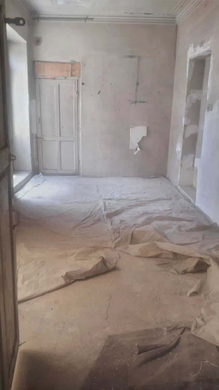 ۱۵۰ متر در ۲ طبقه انبار و تولیدی کفاشی