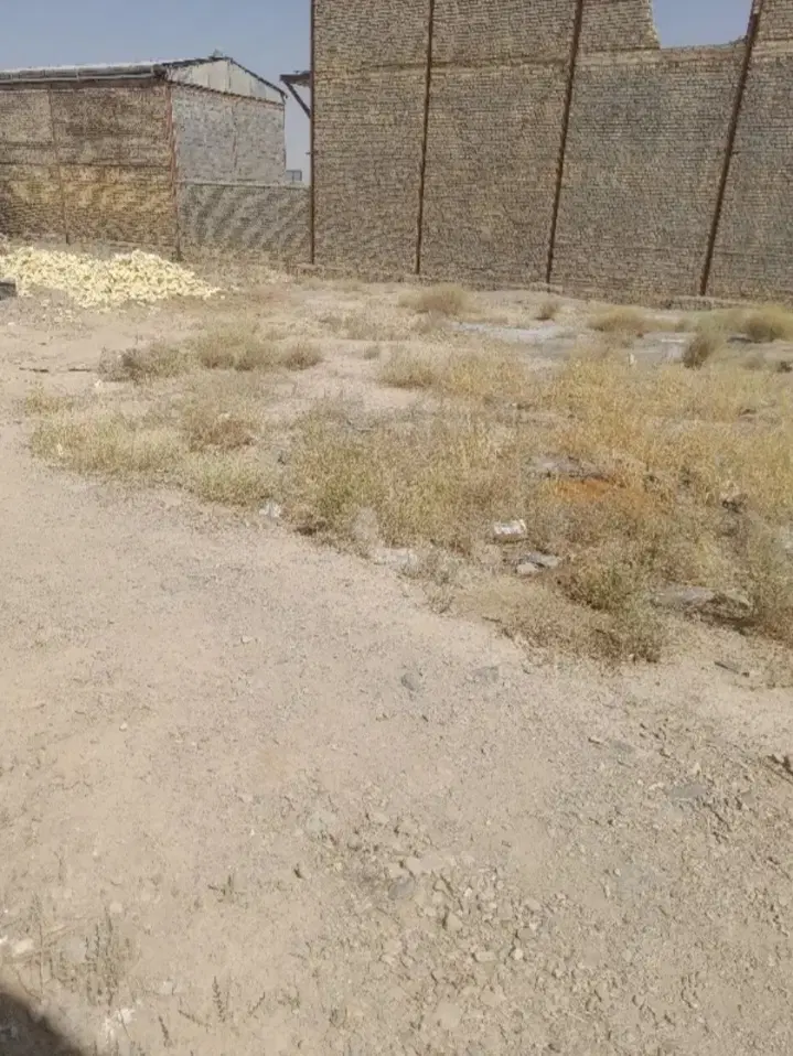 زمین فروشی