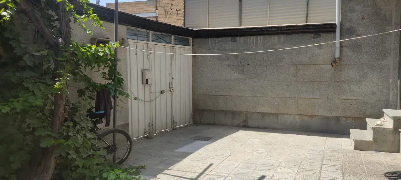 خانه دو طبقه ویلایی حصارعلی آباد