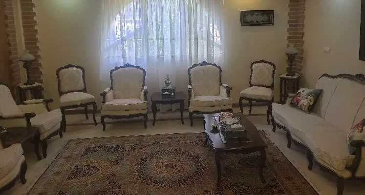همخونه میخوام