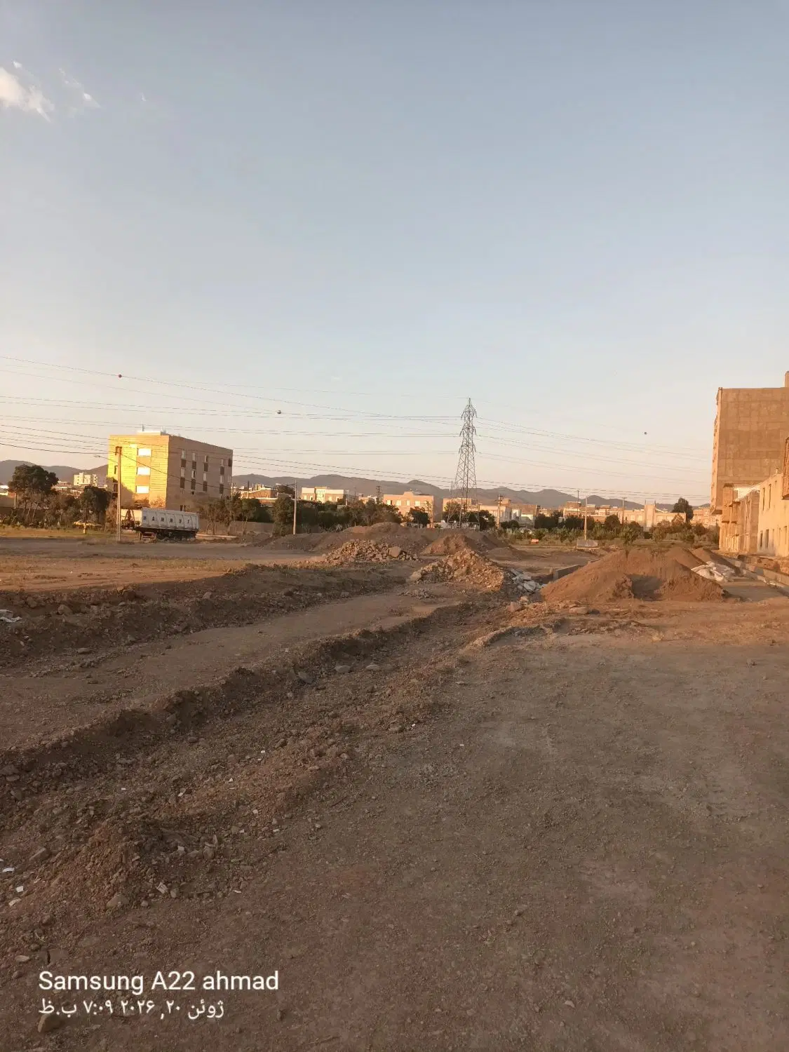 زمین ۲۰۹ متری کوی فرهنگ