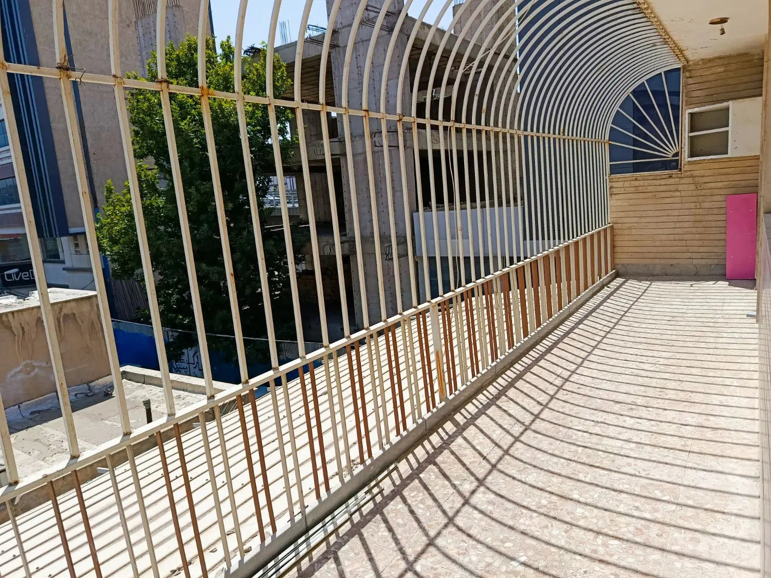 ۲۱۰ متر ویلایی دربست ۲ طبقه _ کارمندان شمالی
