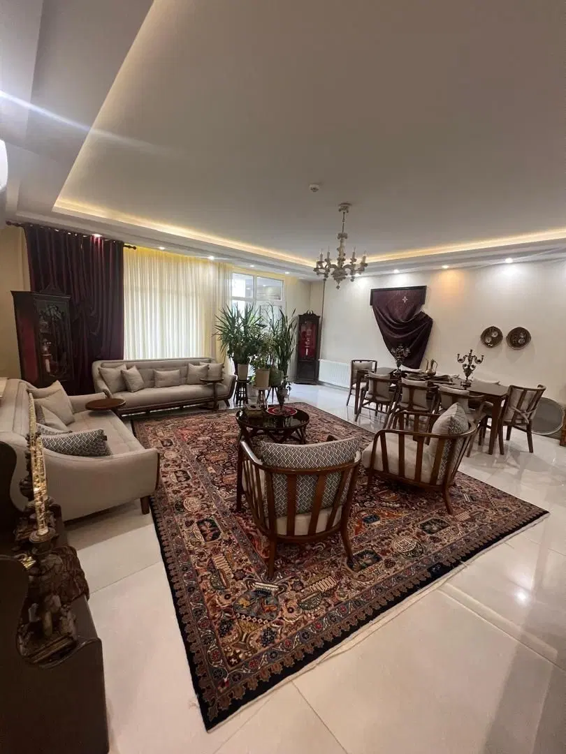 ۱۴۶ متر ۳ خواب شمالی رو به نما عروسک