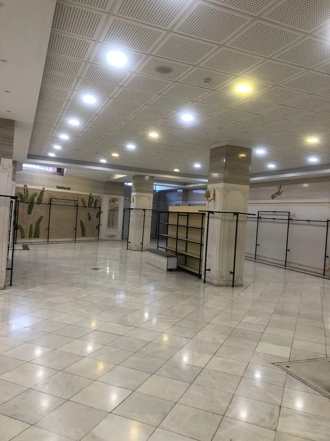 زیر زمین تجاری _ سقف بلند_ مناسب همه مشاغل