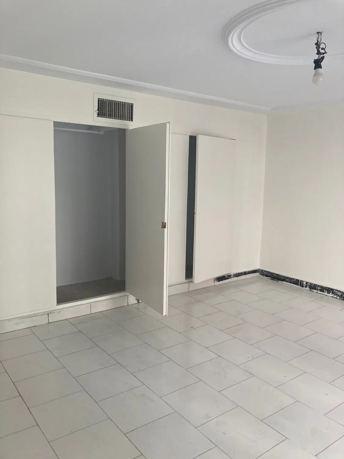 آپارتمان ۵۵متر دوخوابه نیرو هوایی