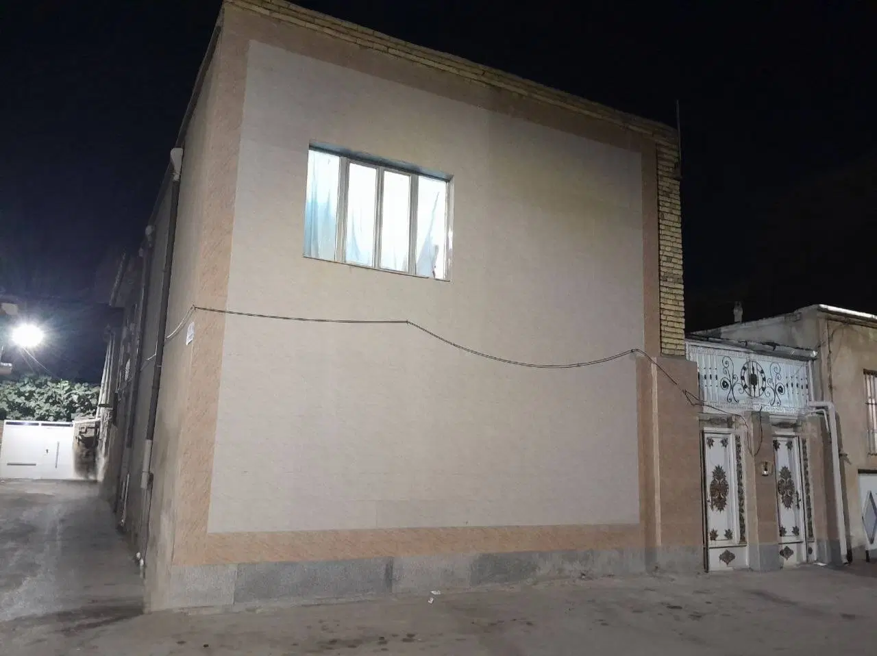 منزل مسکونی دونبش ۲ سرویس راه جدا