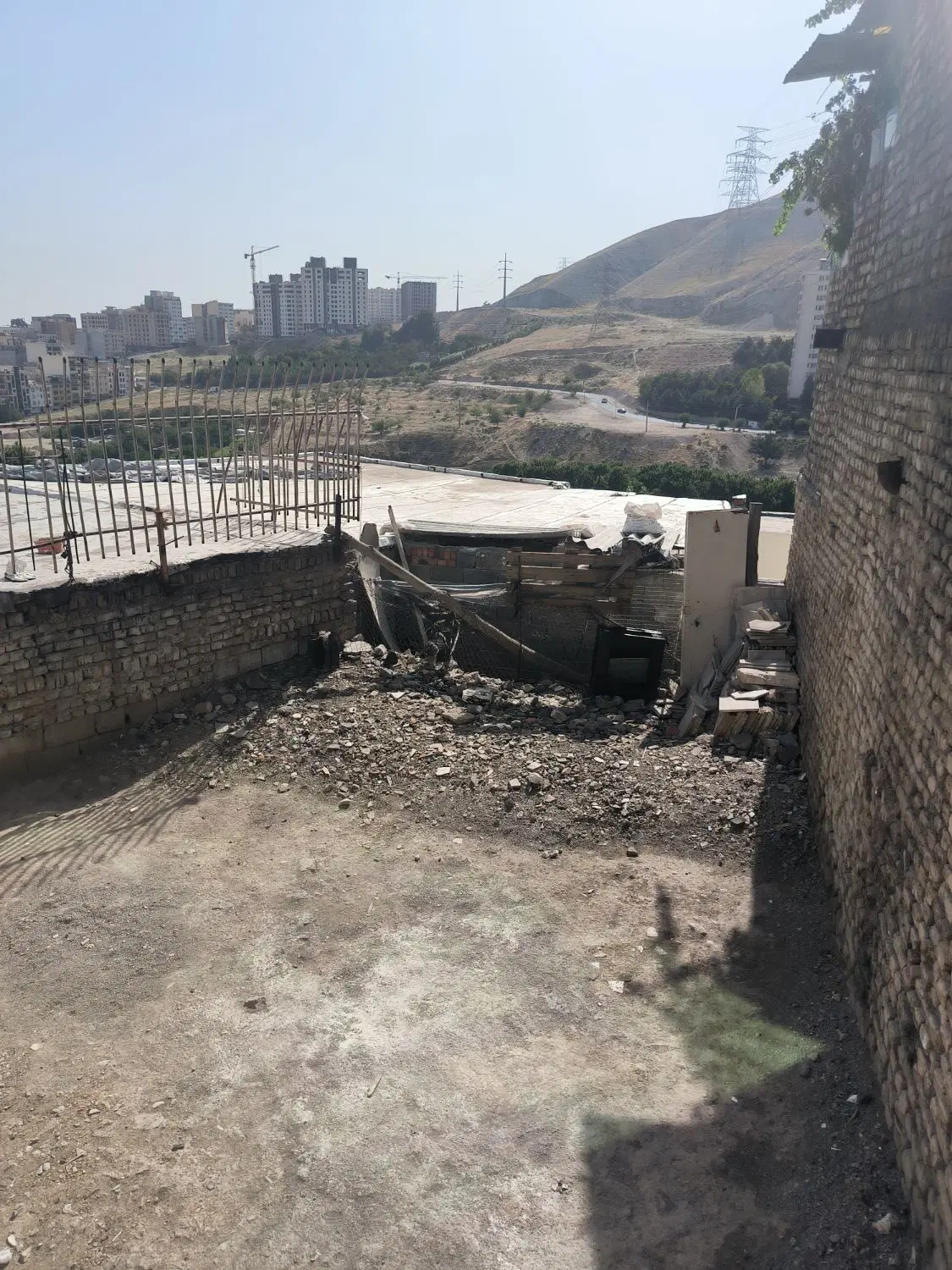 زمین مسکونی درمنطقه یک تهران