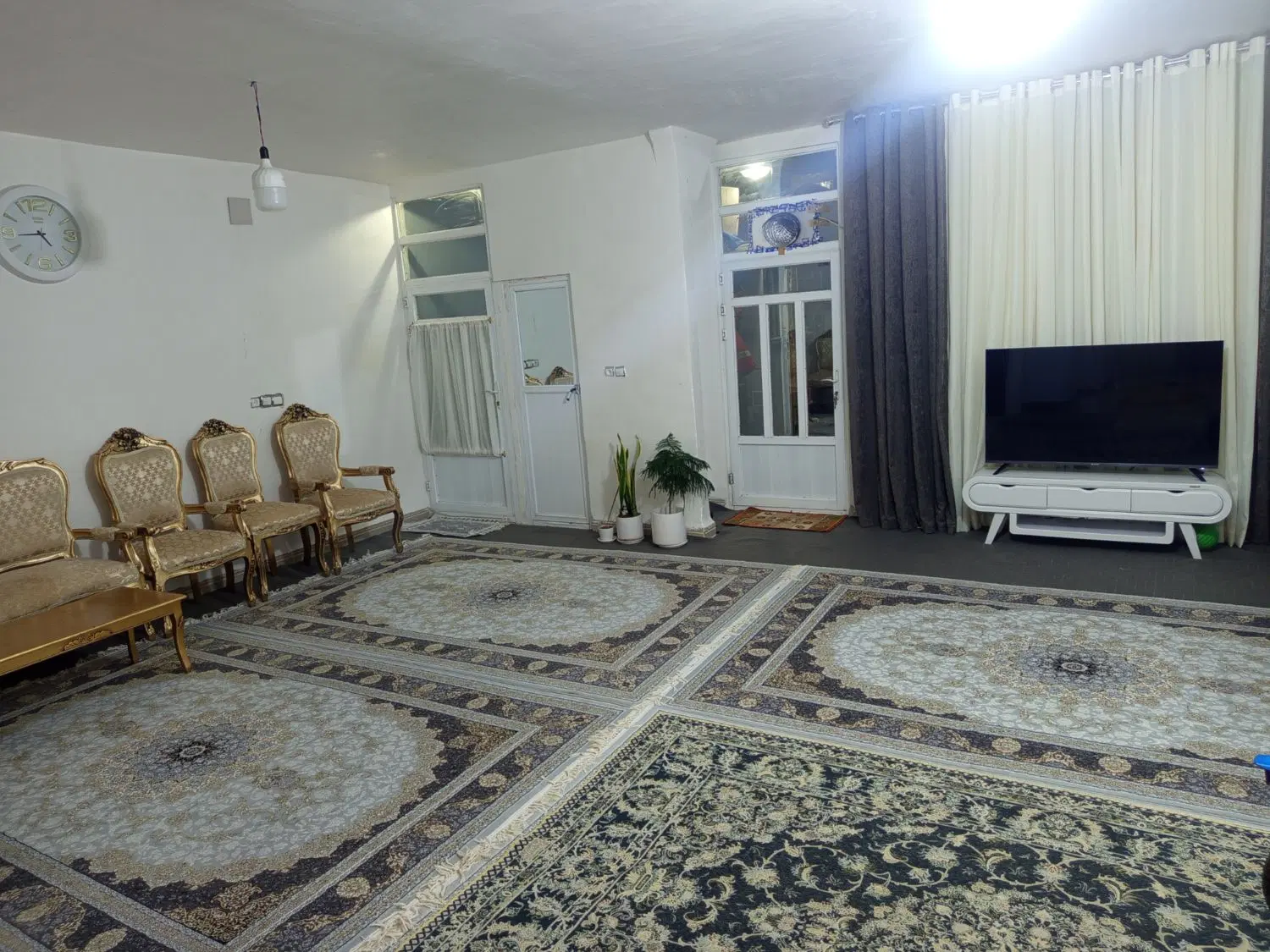 فروش خانه چشمه سفید