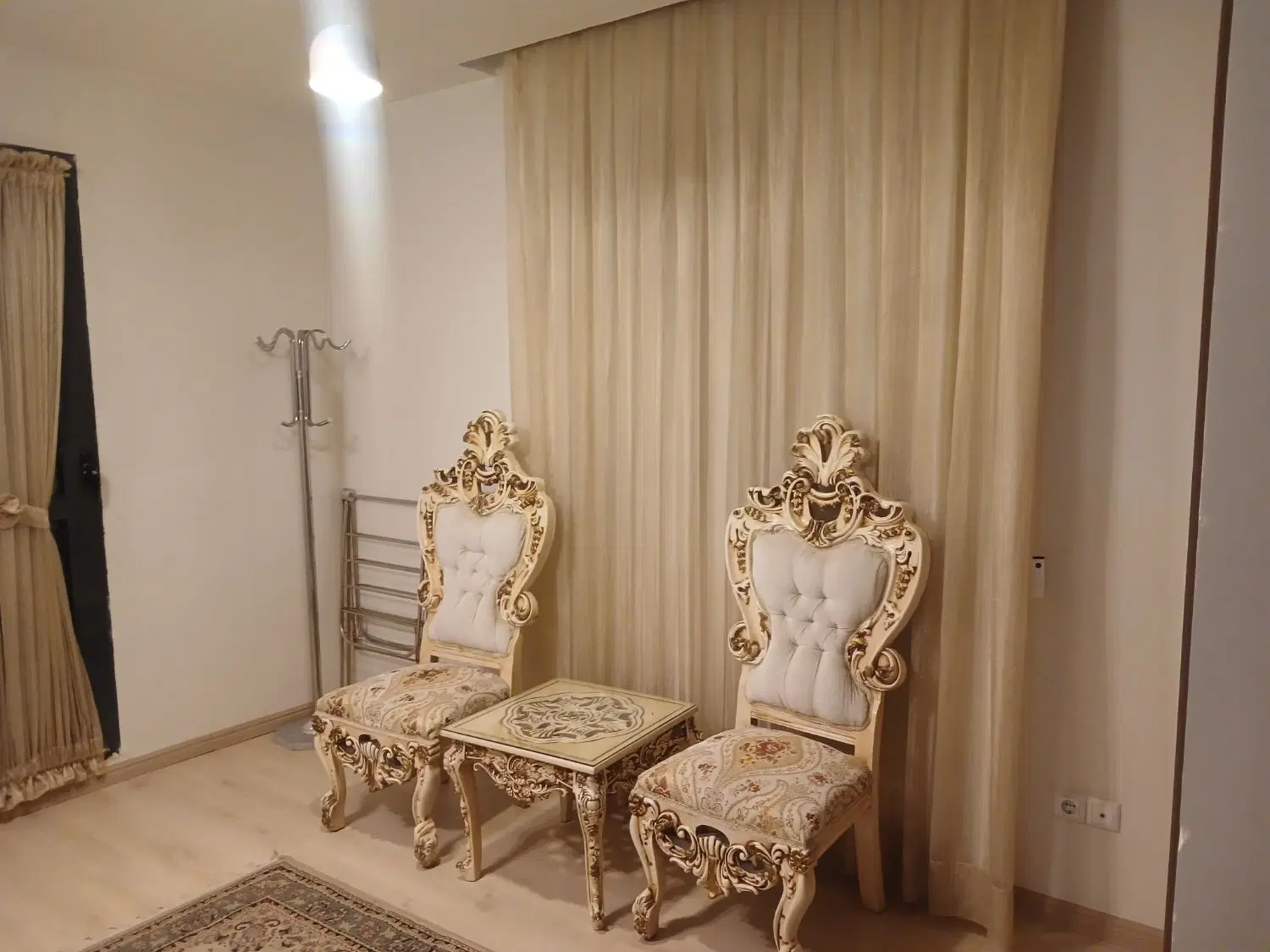 رهن یک واحد آپارتمان ۱۱۰متری اصلی گلستان