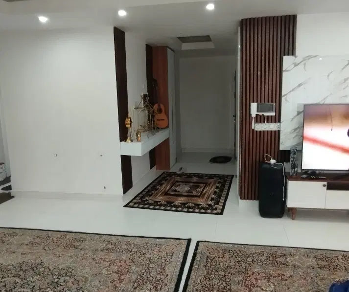 فروش آپارتمان ۱۷۷ متری_ ۳ خواب_طبقه اول