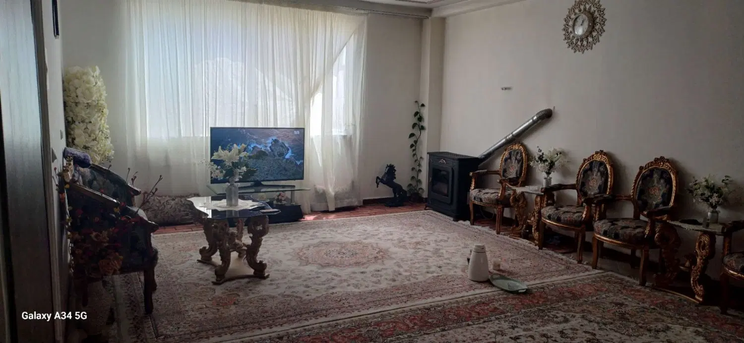 آپارتمان تک واحدی