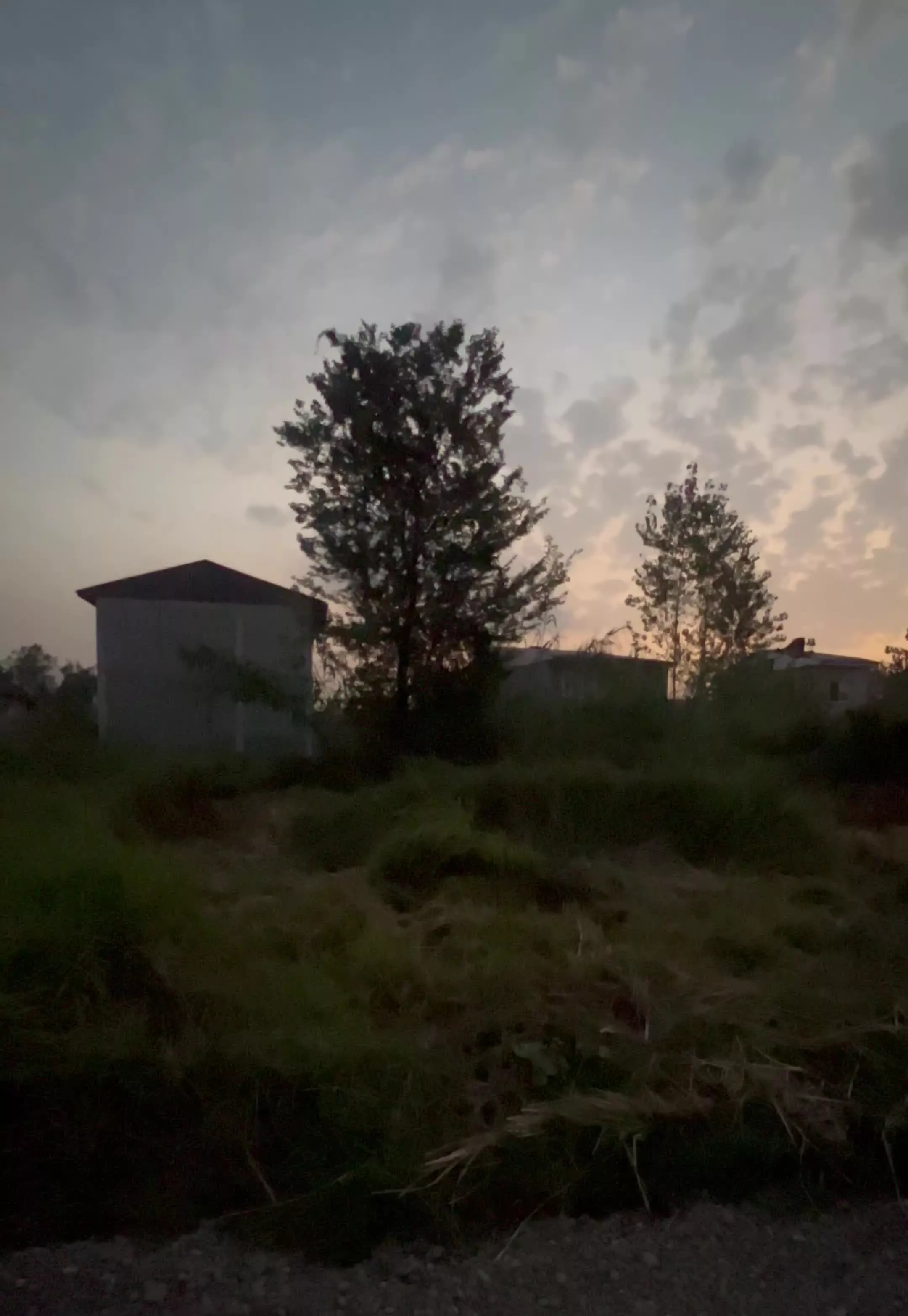 زمین مسکونی175متری