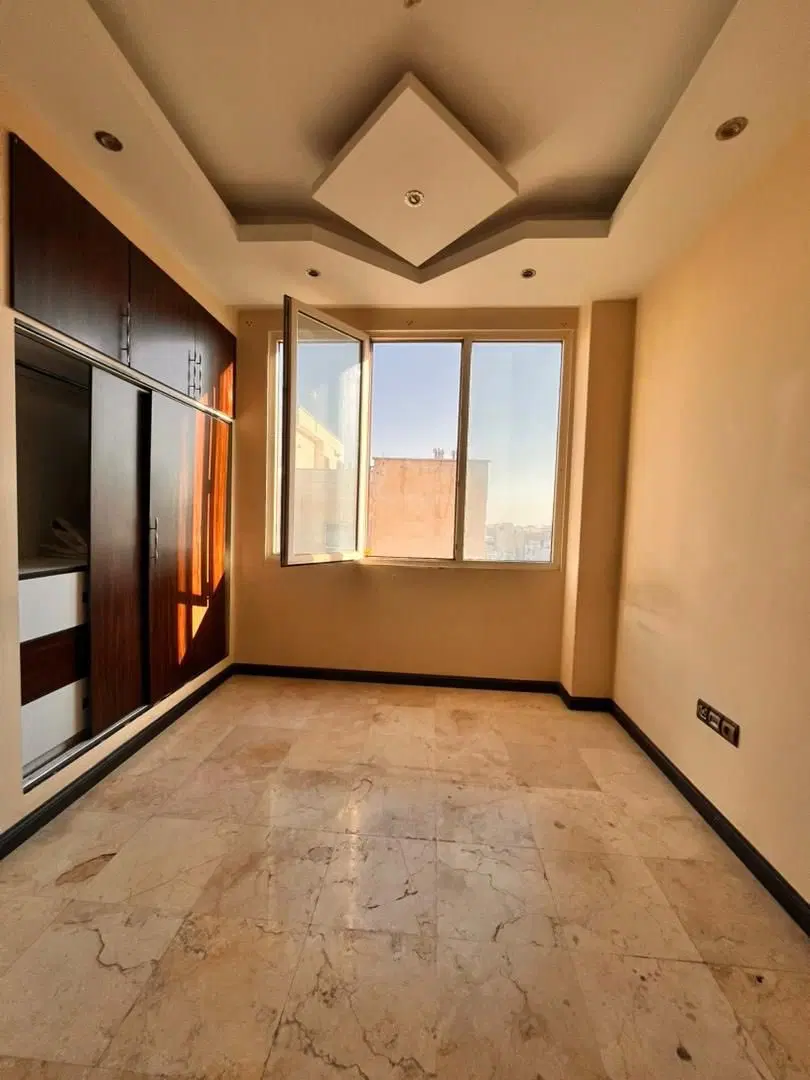 آپارتمان ۹۰ متری قدر و سهم دار سرمایه گزاری
