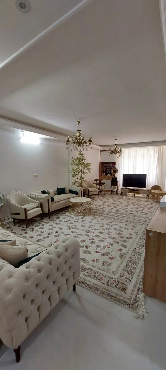یک واحد آپارتمان شیک و مرتب کاملا دلباز