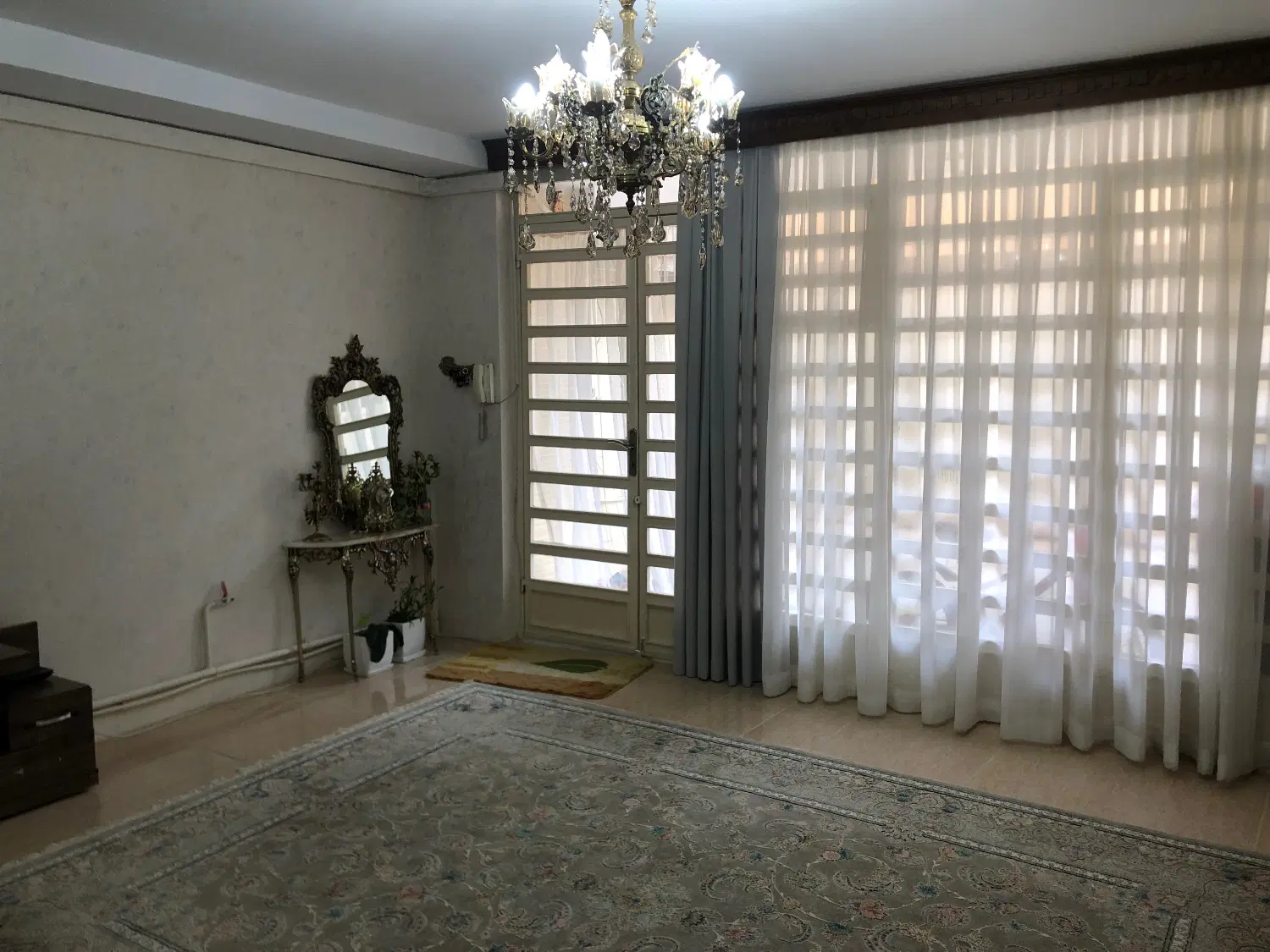 ۹۵ متر همکف (دربست)