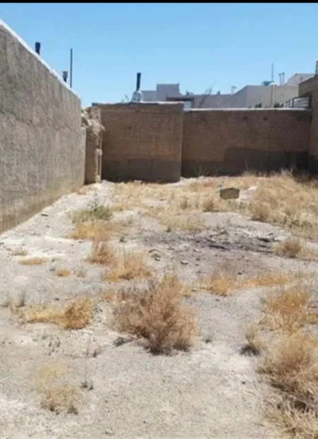 فروش زمین خیابان ۱۶ متری حاشیه ساحلی