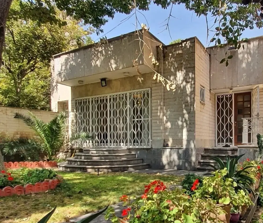 ۳۵۵ متر ویلا  خیابان گاندی