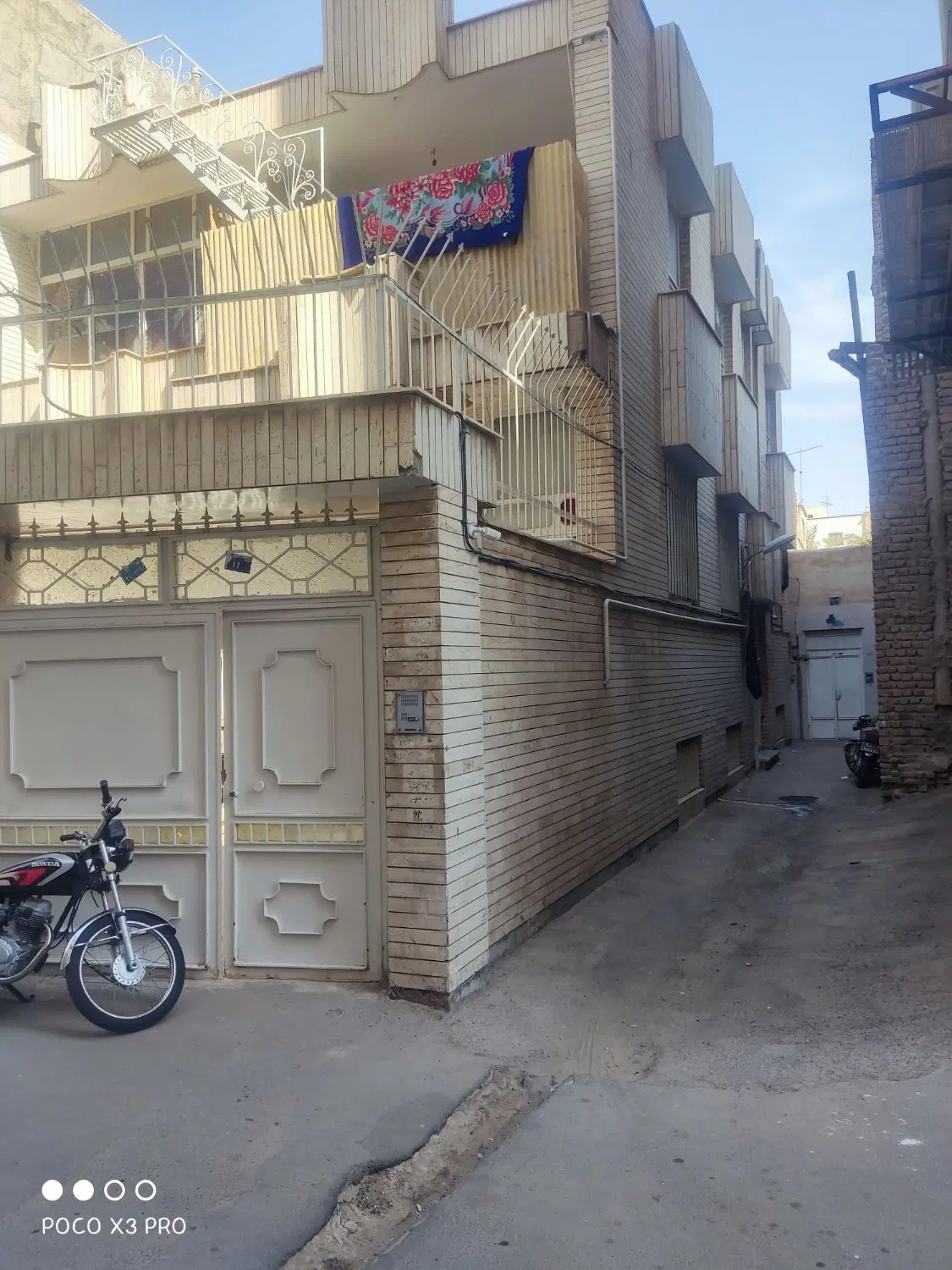 فروش ملک دم حرم