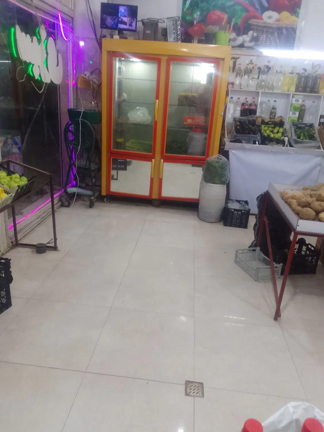 واگذاری مغازه میوه فروشی