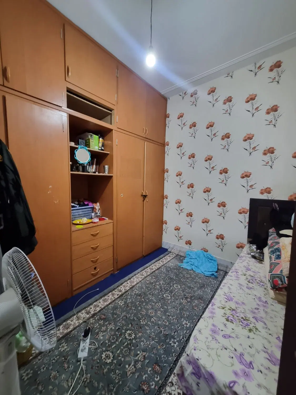 فروش منزل دو طبقه درب ساختمان