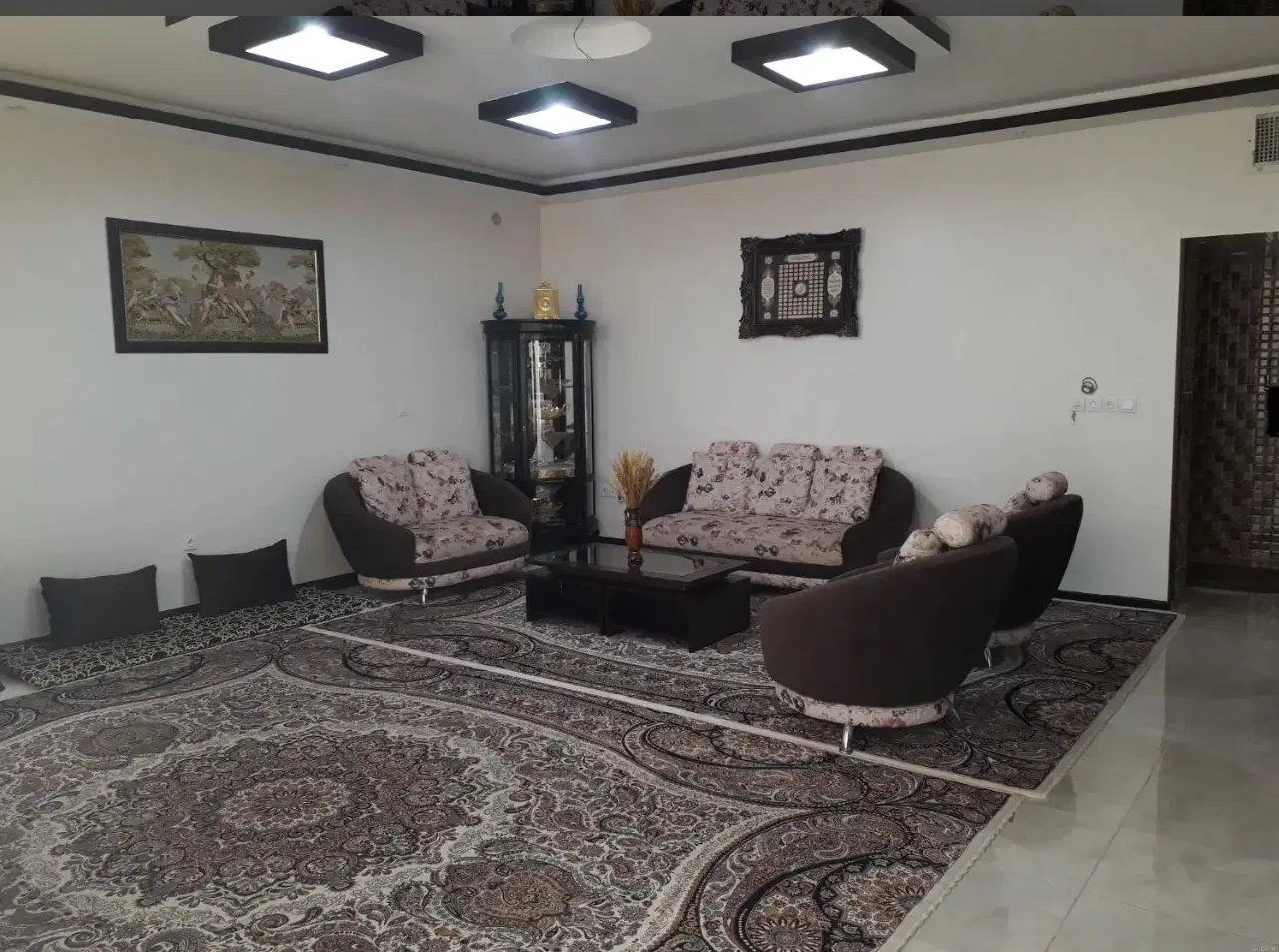 همخانه