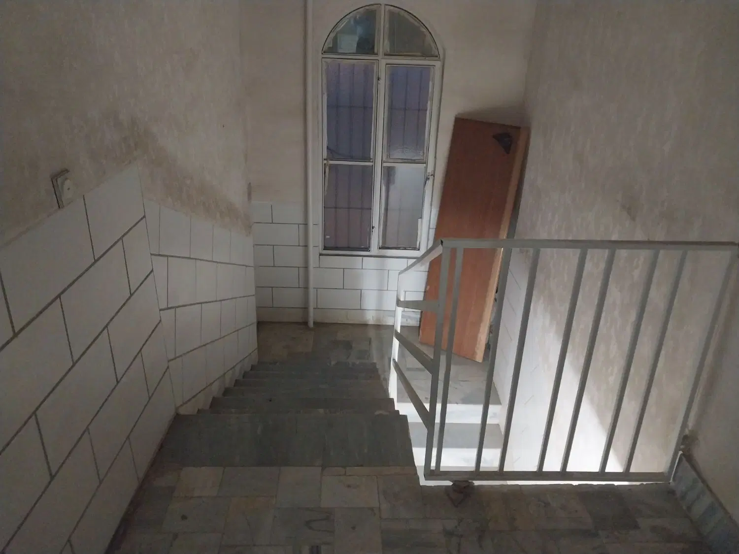 آپارتمان اجاره ای ۹۰ متری حافظیه