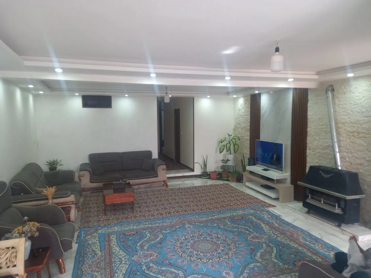 ویلائی مسکونی و تجاری