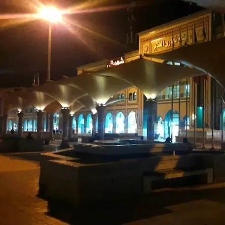 مغازه بر اصلی پاساژ الغدیر_مجاور حرم بورس طلا_نقره