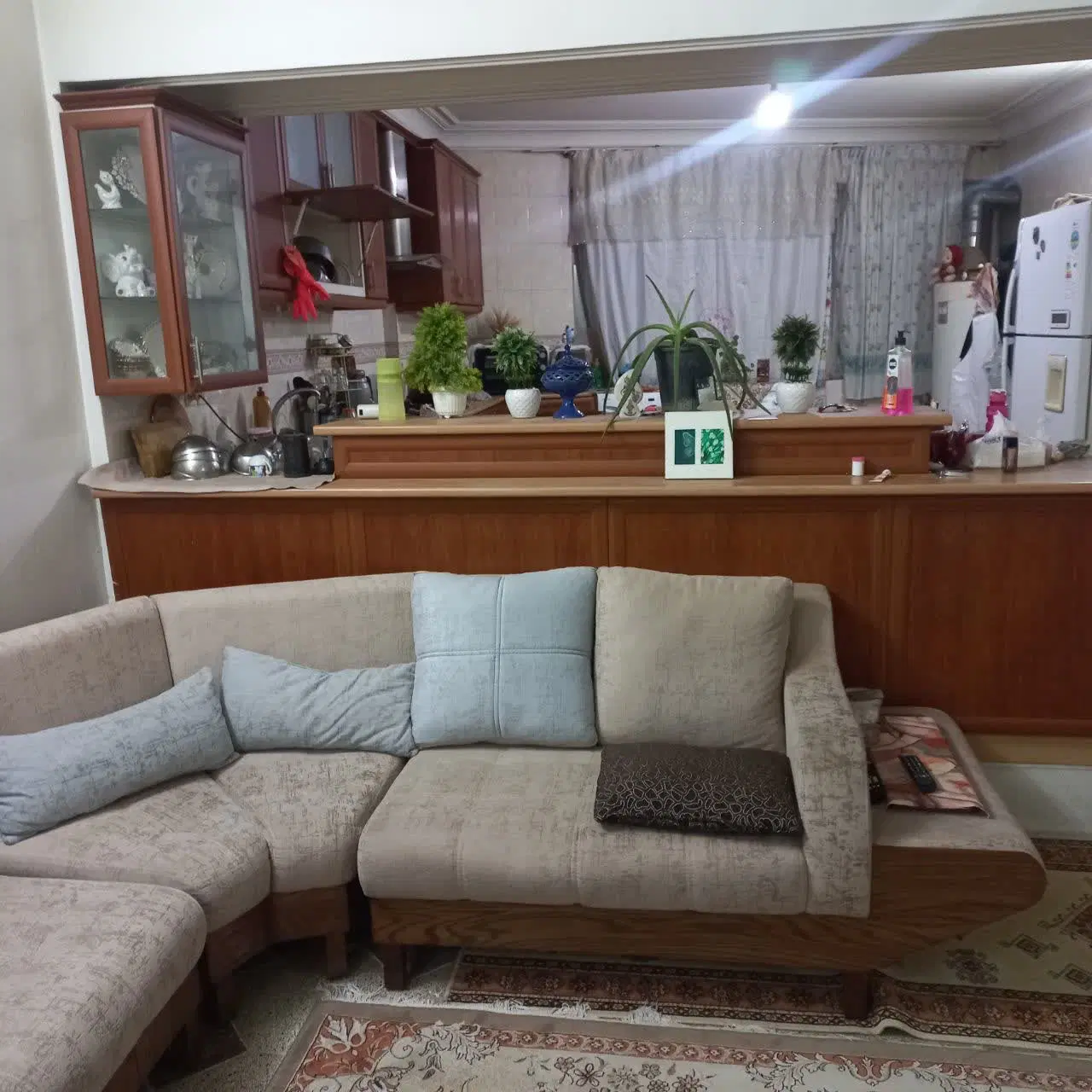 اجاره تک واحدی ۱۲۰ متری