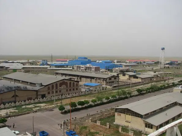 زمین صنعتی ۵۲۵ متر